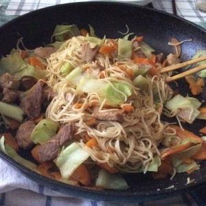 豚肉と野菜の焼きそうめん